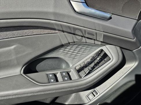 New 2026 Audi A6 Premium Plus image 10