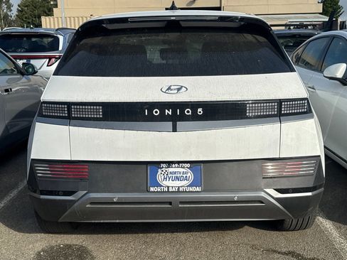 Certified 2024 Hyundai Ioniq 5 SEL RWD image 6