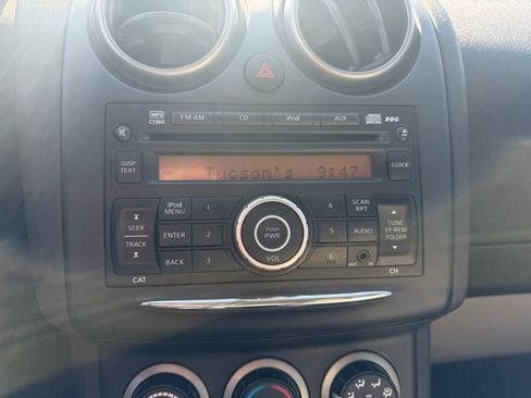 Used 2012 Nissan Rogue S FWD image 11