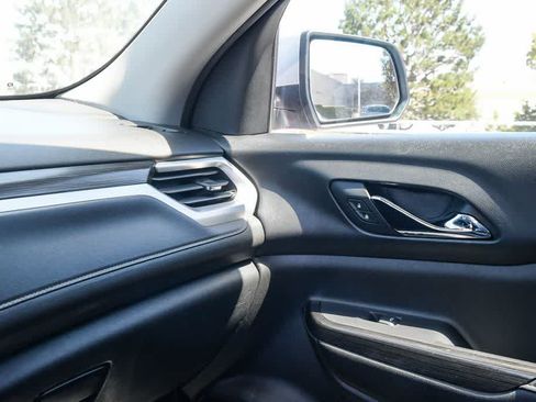 Used 2018 GMC Acadia SLT FWD image 23