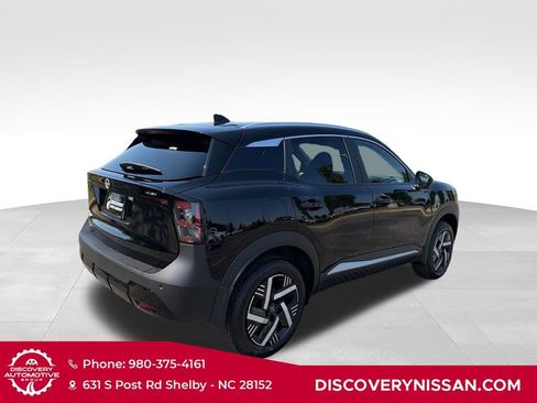 New 2026 Nissan Kicks SV w/ SV Premium Package FWD image 6