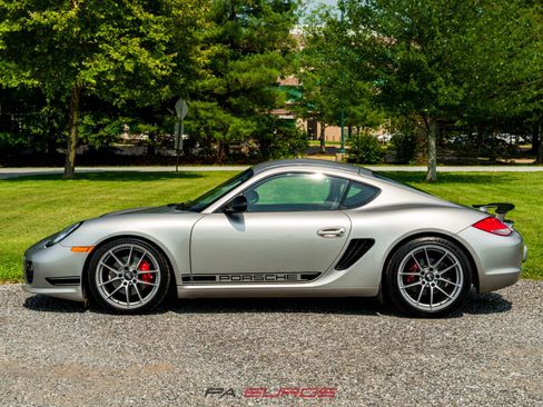 Used 2012 Porsche Cayman R image 2