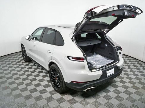New 2026 Porsche Cayenne AWD/4WD image 33