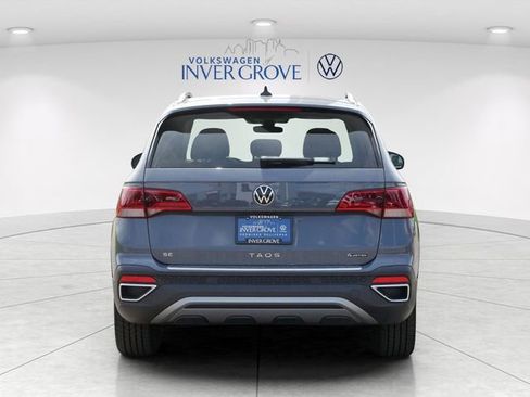 Certified 2023 Volkswagen Taos SE w/ Panoramic Sunroof Package AWD/4WD image 6