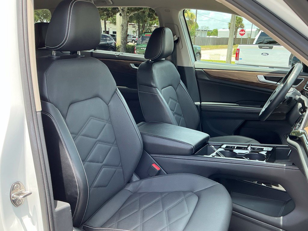 Used 2024 Volkswagen Atlas SE FWD image 27