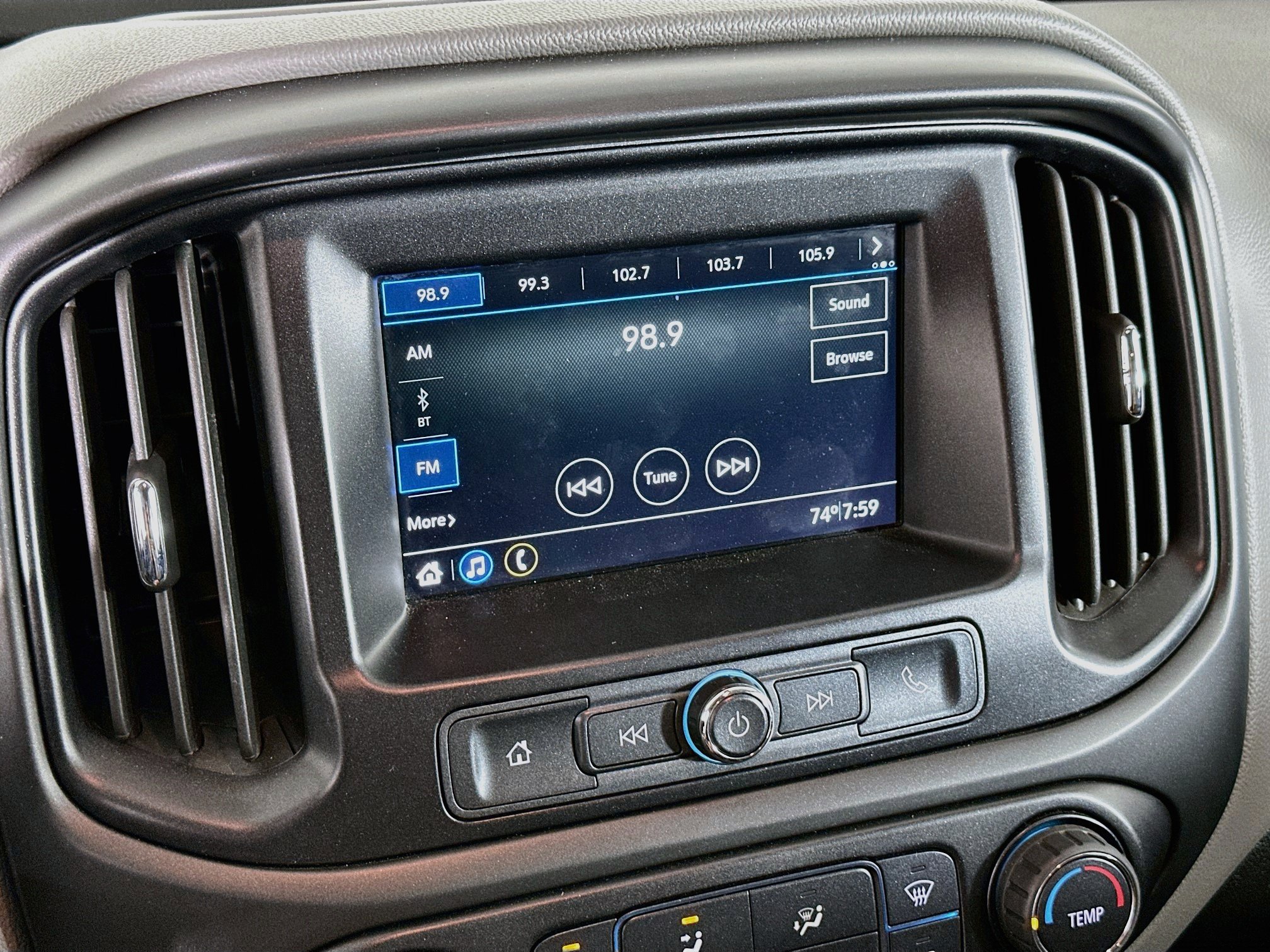 Used 2019 Chevrolet Colorado W/T w/ WT Convenience Package RWD image 19