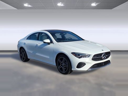 Used 2026 Mercedes-Benz CLA 250 4MATIC image 5