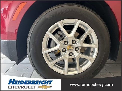 Used 2024 Chevrolet Equinox LT w/ LPO, Floor Liner Package FWD image 7