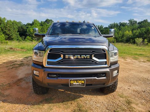 Used 2017 RAM 3500 Laramie Longhorn AWD/4WD image 17