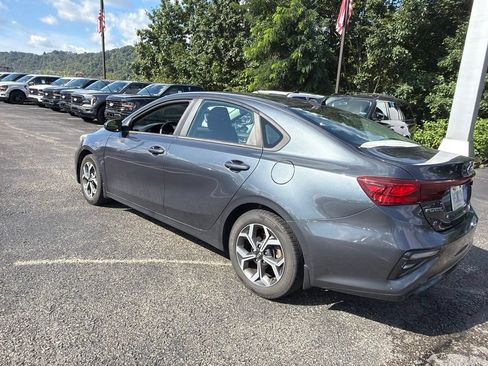 Used 2019 Kia Forte LXS FWD image 11