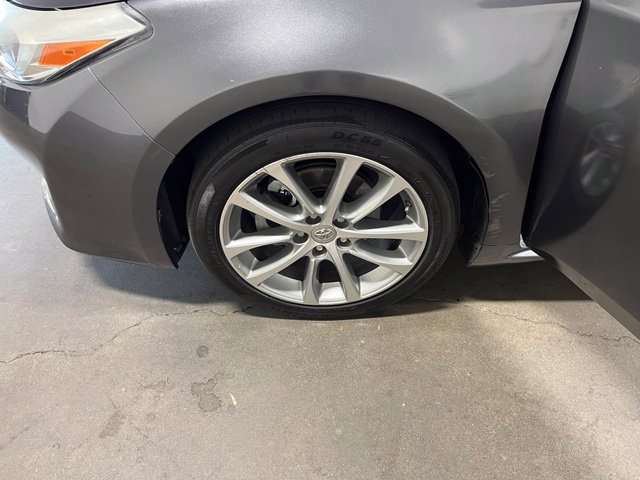 Used 2014 Toyota Avalon XLE Touring FWD image 30