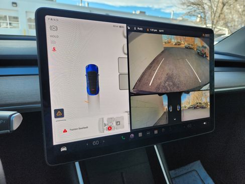 Used 2021 Tesla Model Y 2WD image 31