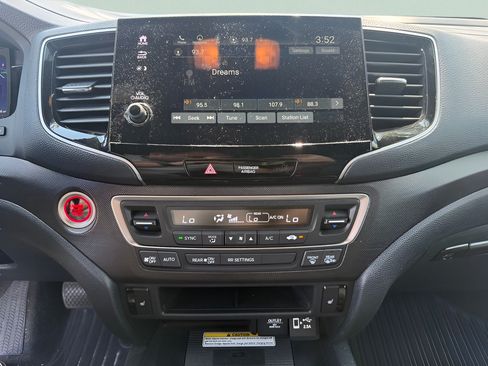 Certified 2023 Honda Passport TrailSport image 36