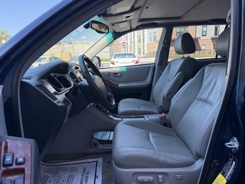 Used 2006 Toyota Highlander Limited AWD/4WD image 9