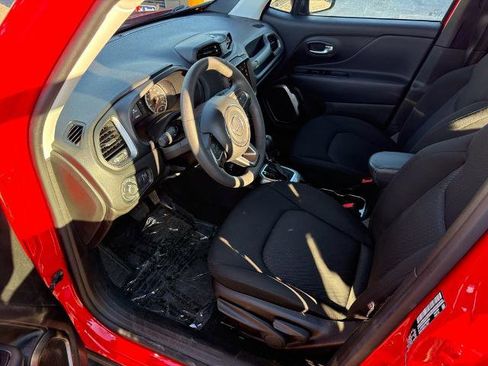 Used 2022 Jeep Renegade Sport image 11