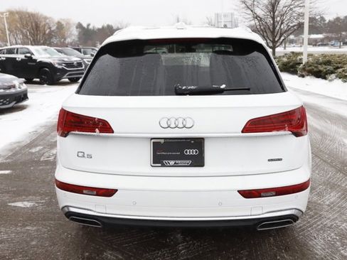 Used 2022 Audi Q5 2.0T Premium Plus w/ Premium Plus Package image 4