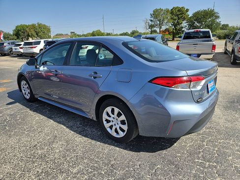 Used 2024 Toyota Corolla LE FWD image 7