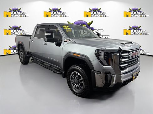 Used 2024 GMC Sierra 2500 SLE image 3