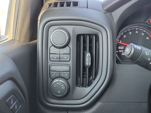 Used 2023 Chevrolet Silverado 1500 Custom Trail Boss AWD/4WD image 14