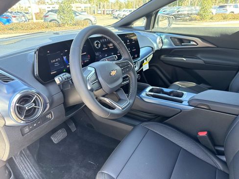 New 2026 Chevrolet Equinox EV LT image 21