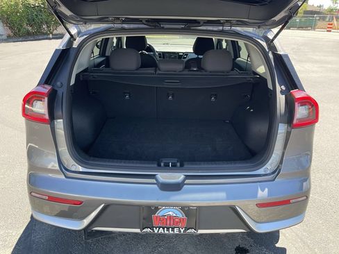 Used 2018 Kia Niro LX FWD image 23