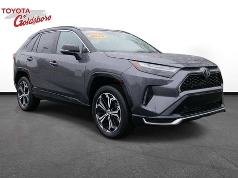 Used 2025 Toyota RAV4 XSE image 4