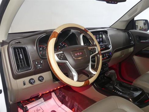 Used 2016 GMC Canyon SLT w/ Driver Alert Package image 21