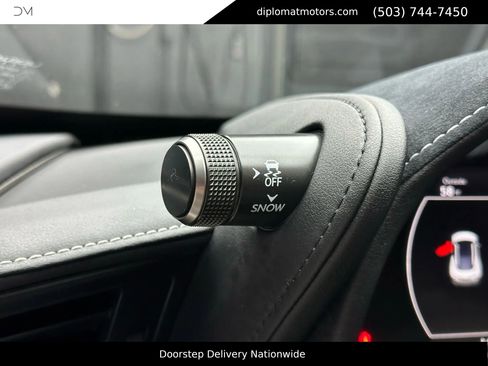 Used 2018 Lexus LC 500 Coupe image 35