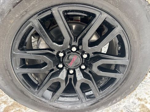 Used 2021 GMC Sierra 1500 Elevation w/ X31 Off-Road Package image 14