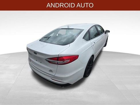 Used 2019 Ford Fusion SE image 6
