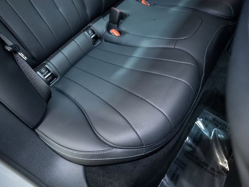 Used 2024 Mercedes-Benz E 350 4MATIC Sedan w/ Driver Assistance Package image 37