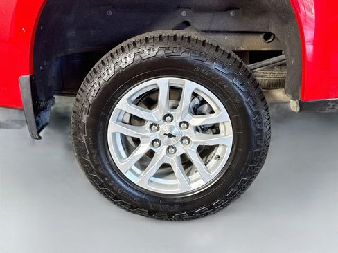 Used 2021 Chevrolet Silverado 1500 RST AWD/4WD image 37