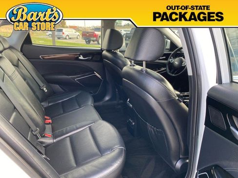 Used 2019 Kia Cadenza Technology image 9