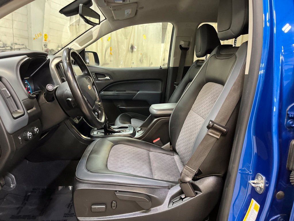 Used 2020 Chevrolet Colorado Z71 AWD/4WD image 17