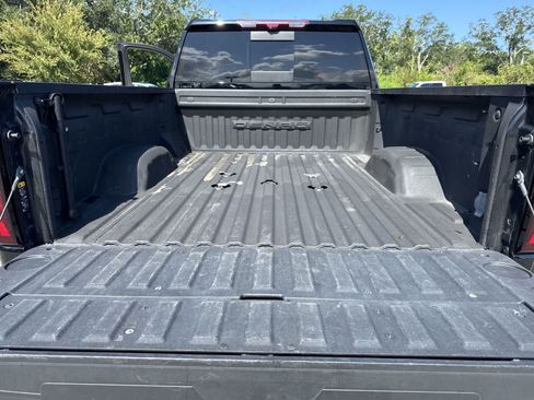 Used 2024 GMC Sierra 3500 Denali Ultimate AWD/4WD image 40