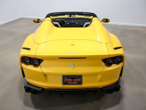 Used 2022 Ferrari 812 GTS image 83