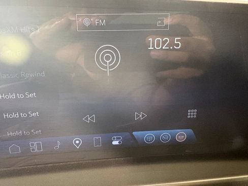 Used 2024 Cadillac Lyriq Tech w/ Driver Assist Package AWD/4WD image 34