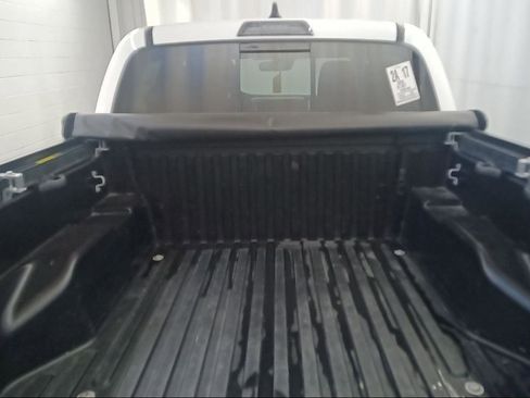 Used 2020 Toyota Tacoma TRD Sport AWD/4WD image 10