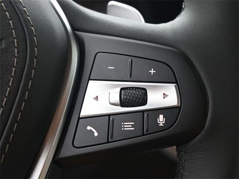 New 2026 BMW X5 xDrive50e w/ Premium Package image 32