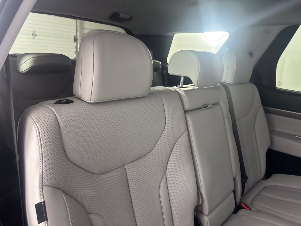 Used 2024 Hyundai Palisade SEL FWD image 34