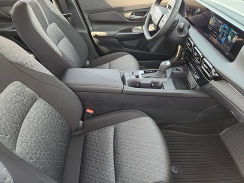 New 2026 Nissan Sentra SV w/ SV Convenience Package FWD image 10