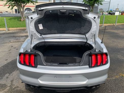 Used 2019 Ford Mustang GT Premium RWD image 8