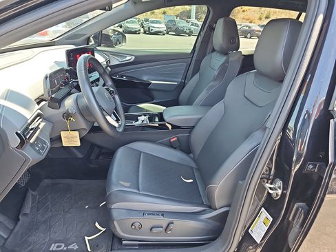 Used 2023 Volkswagen ID.4 S RWD image 15