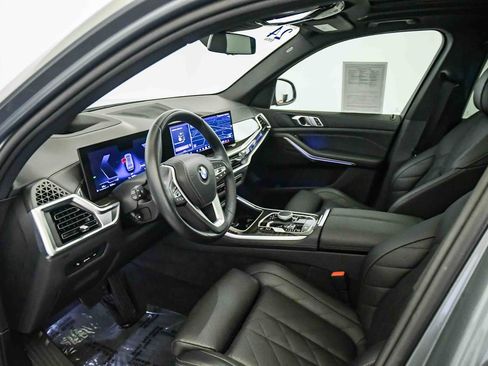 Used 2024 BMW X5 sDrive40i w/ Parking Assistance Package RWD image 17