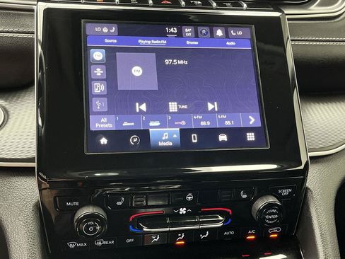 Used 2023 Jeep Grand Cherokee L Laredo w/ Luxury Tech Group I AWD/4WD image 17