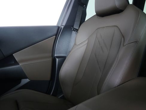 Certified 2025 BMW X3 xDrive30i w/ Premium Package AWD/4WD image 24