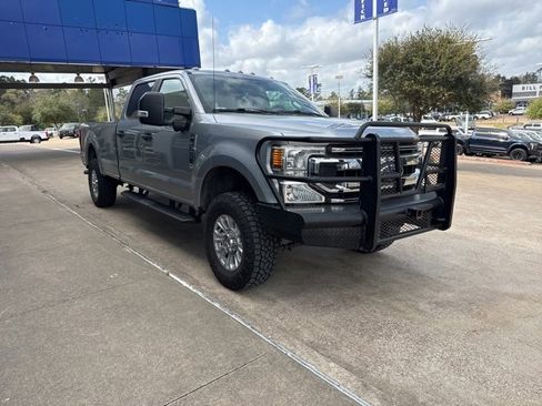 Used 2020 Ford F350 XL w/ STX Appearance Package image 2