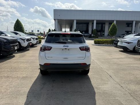 Used 2024 Jeep Compass Limited AWD/4WD image 6