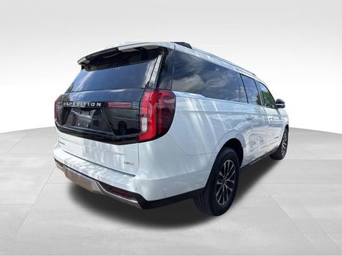 Used 2025 Ford Expedition Max Platinum AWD/4WD image 5