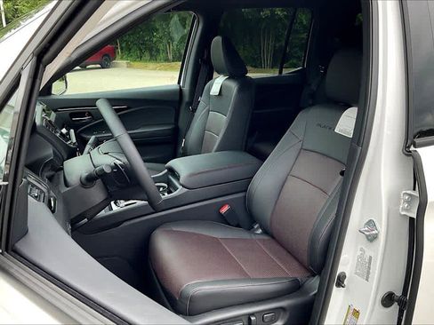 New 2026 Honda Ridgeline Black Edition image 10